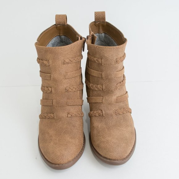 Roxy Tan Ankle Boots with Braided Detail - Picture 3 of 7